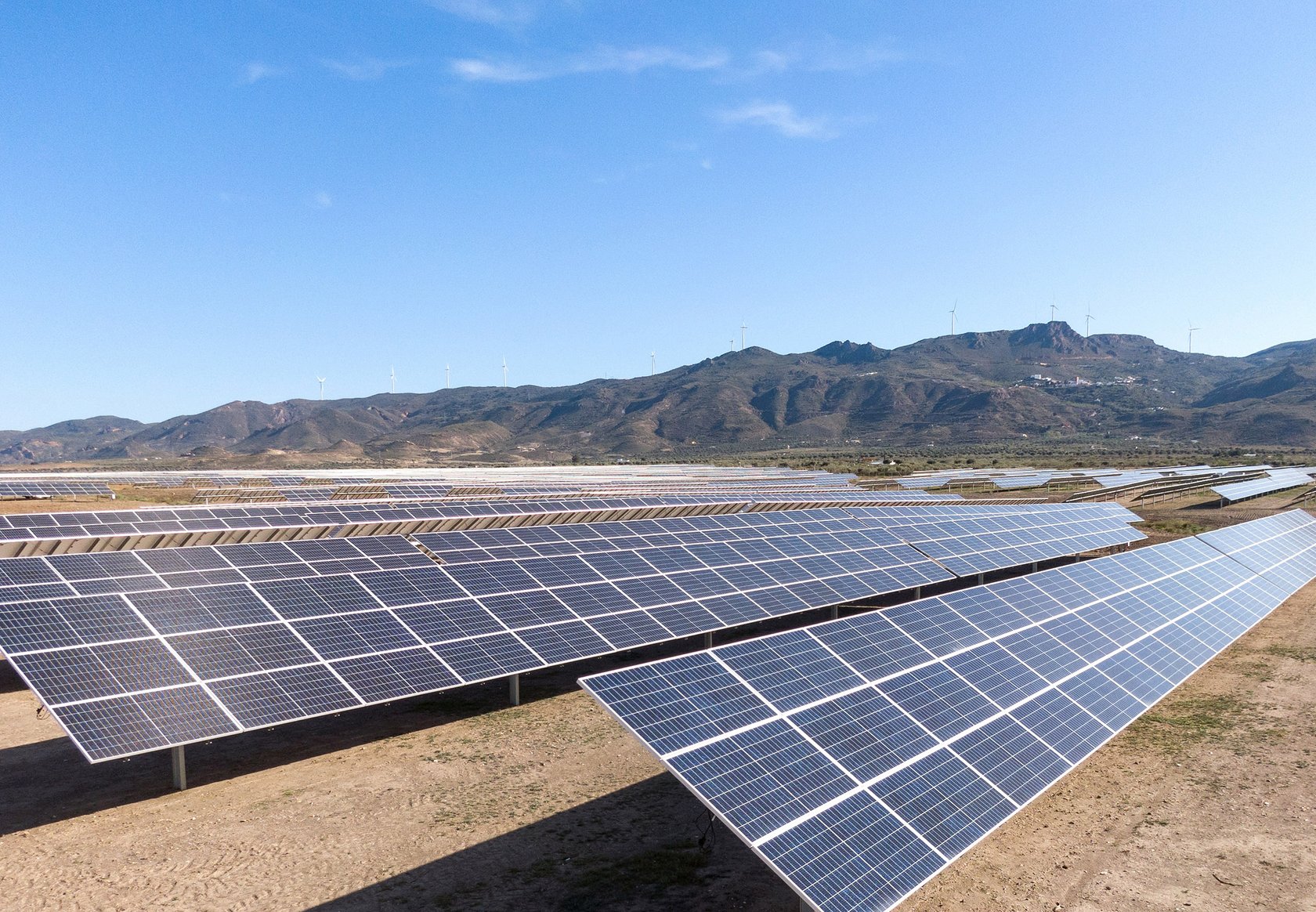 Photovoltaikanlage in einem Solarpark in Spanien
