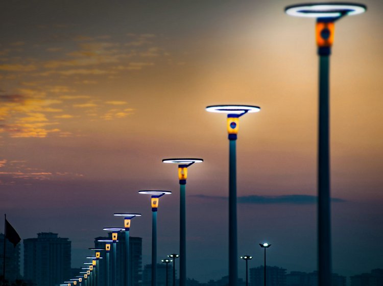 Street lamps run by electric energy